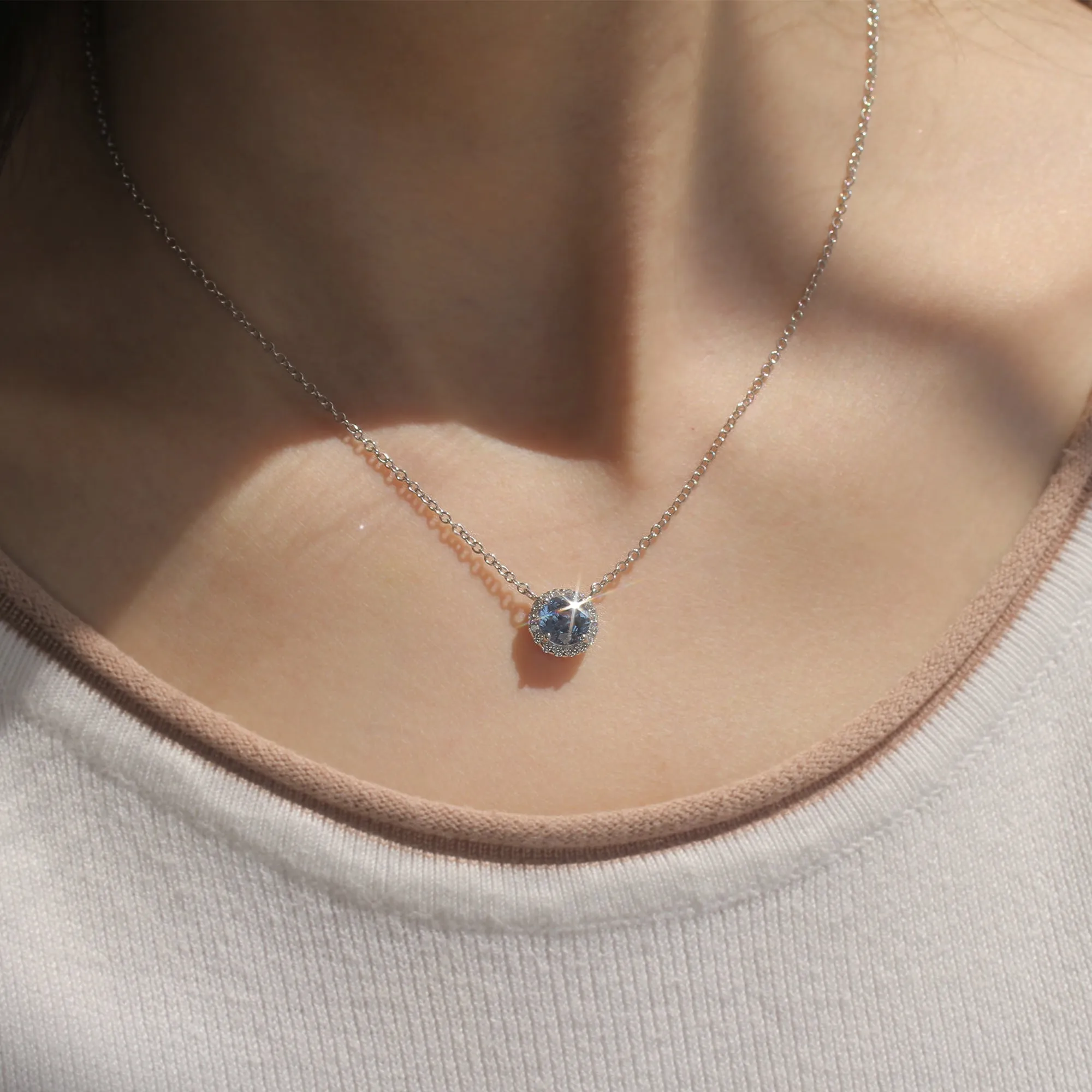 1.2 CT Brilliant Halo Necklace