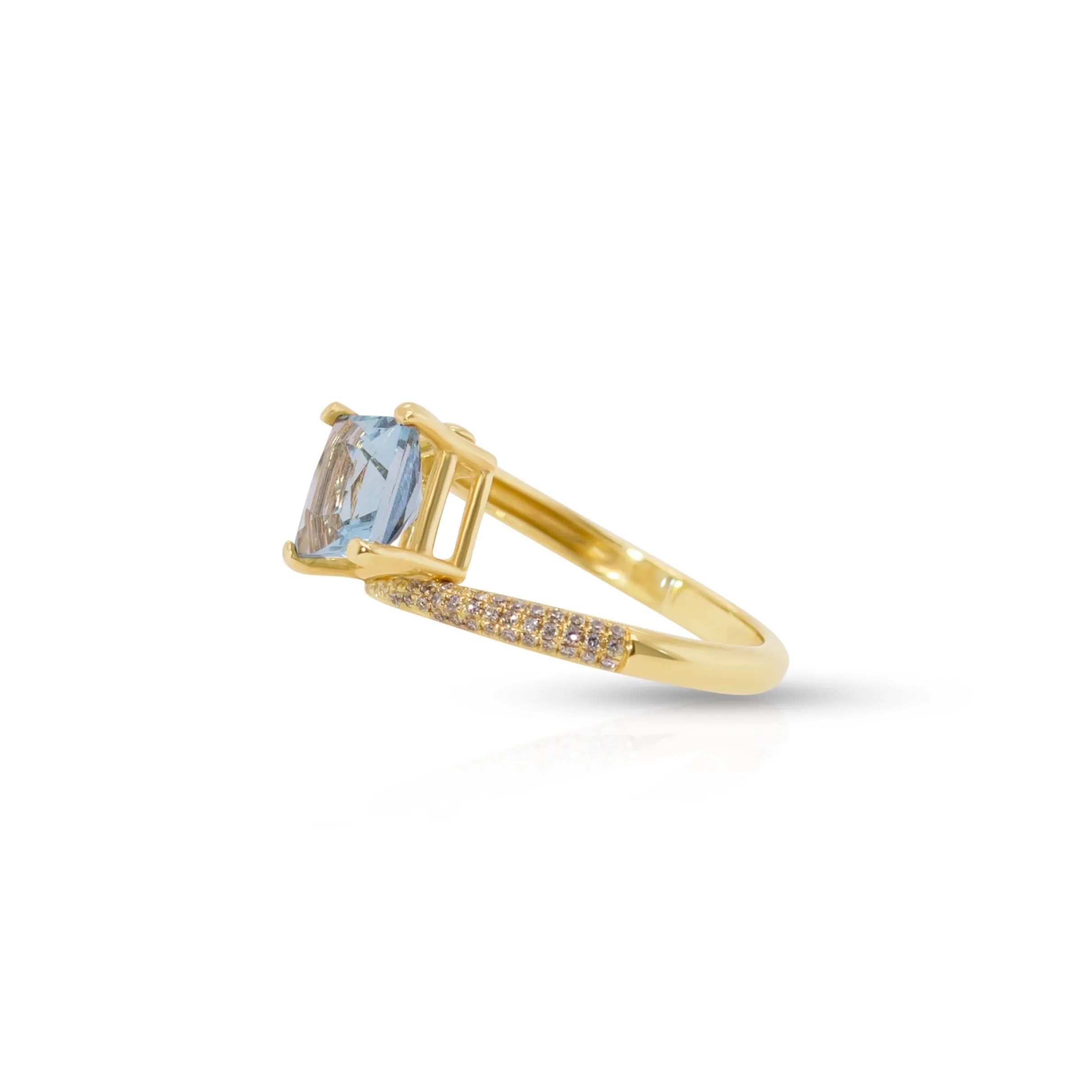 14K Gold Diamond and Blue Topaz Ring