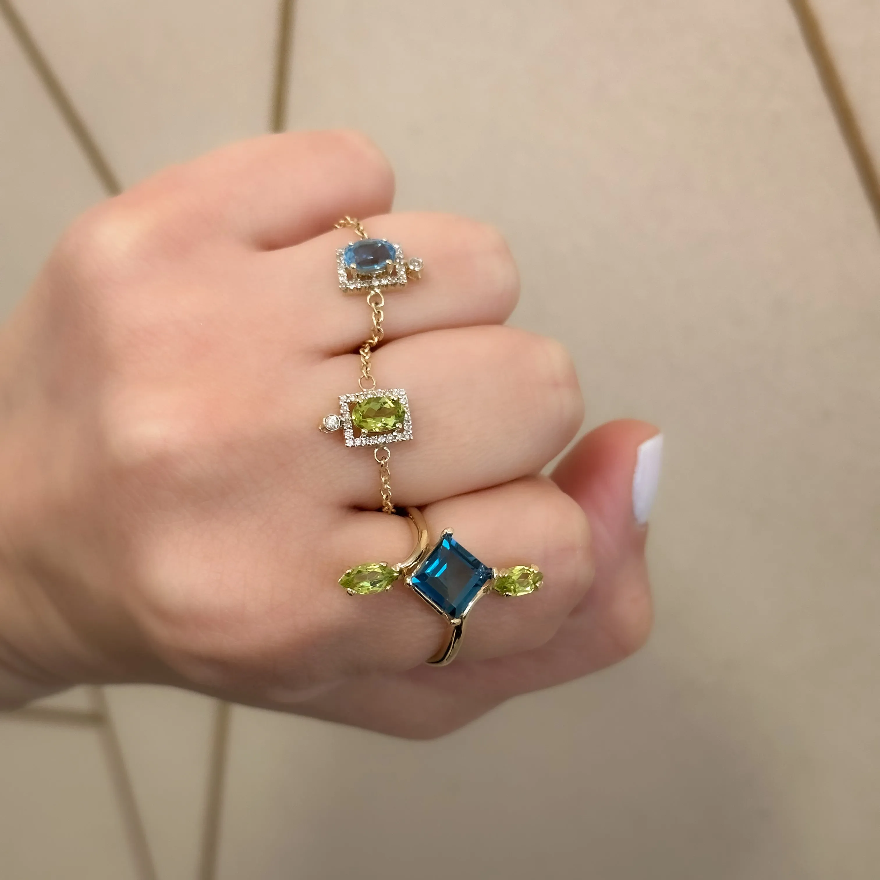 14K Gold London Blue Topaz and Peridot Geometric Ring