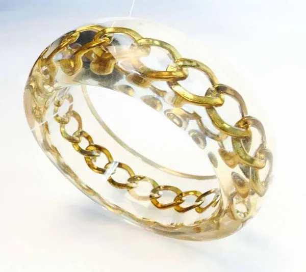 1980s Lucite Curb Chain Bangle