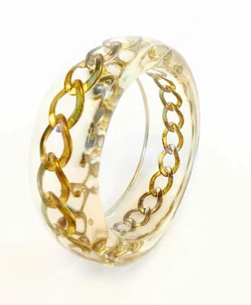 1980s Lucite Curb Chain Bangle