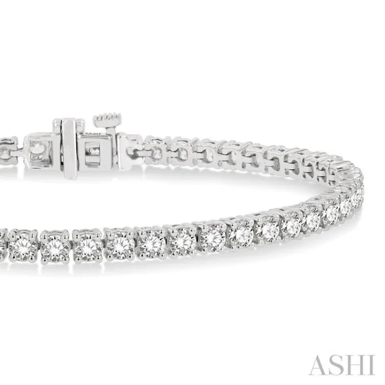 6 Ctw Round Cut Diamond Tennis Bracelet in 14K White Gold