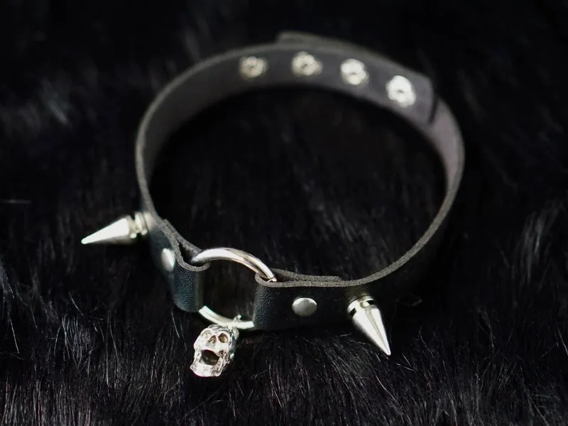 Black Skull Dark Rivet Choker