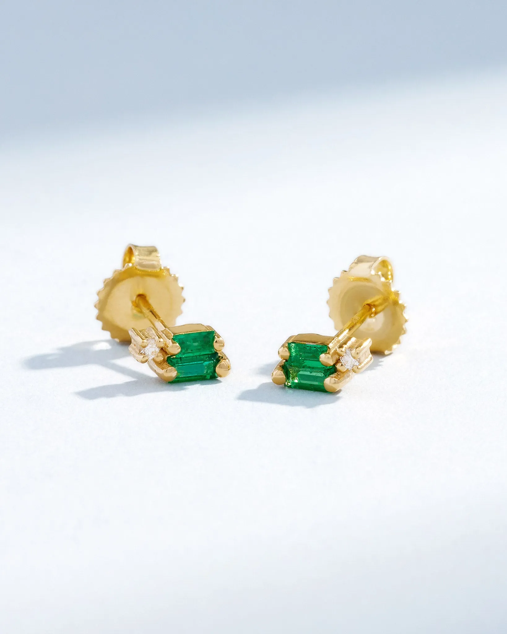 Bold Burst Emerald Studs