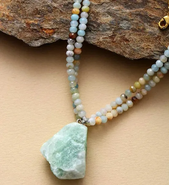 Collier en Amazonite et Quartz : Équilibre Énergétique et Élégance