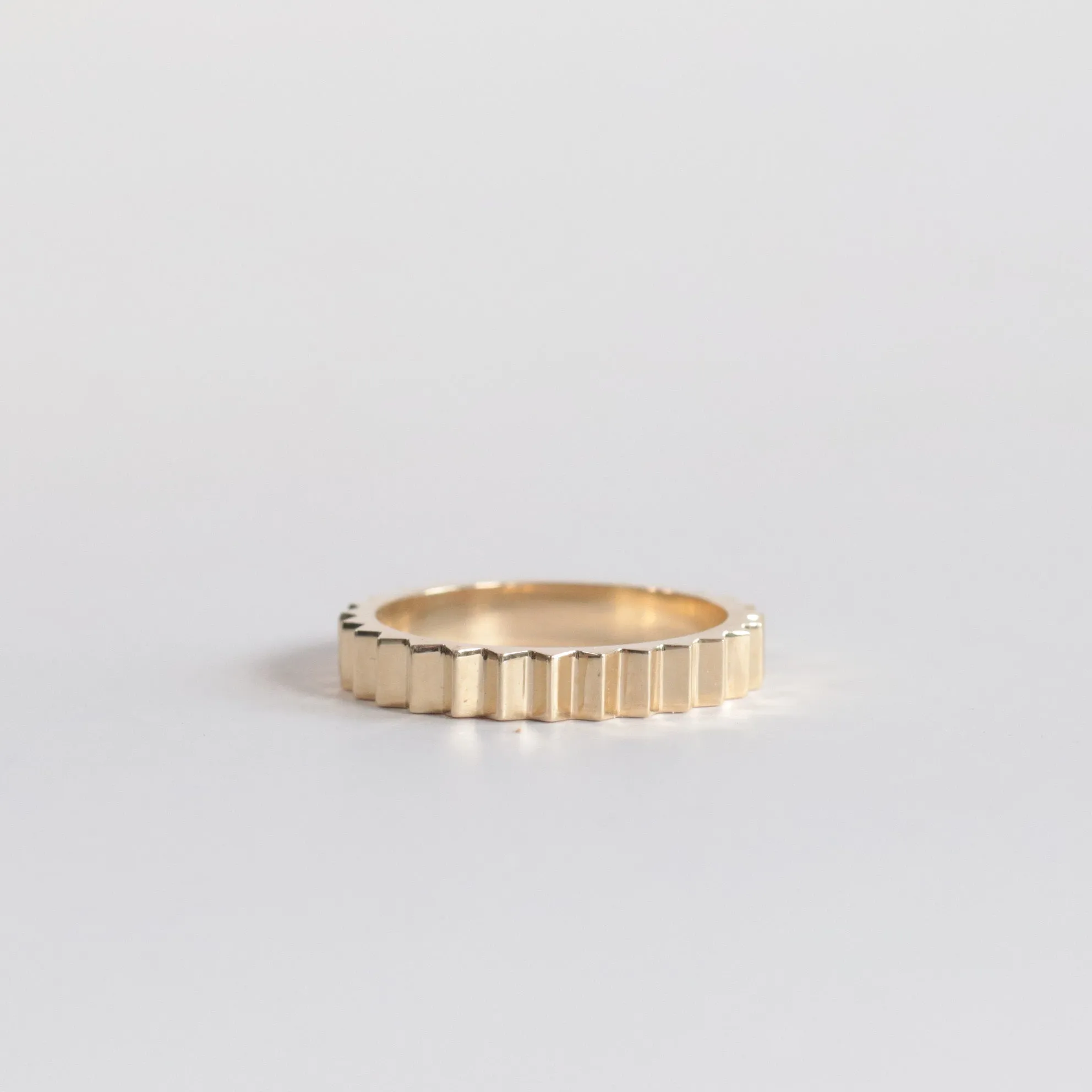 Fluted Gold Band