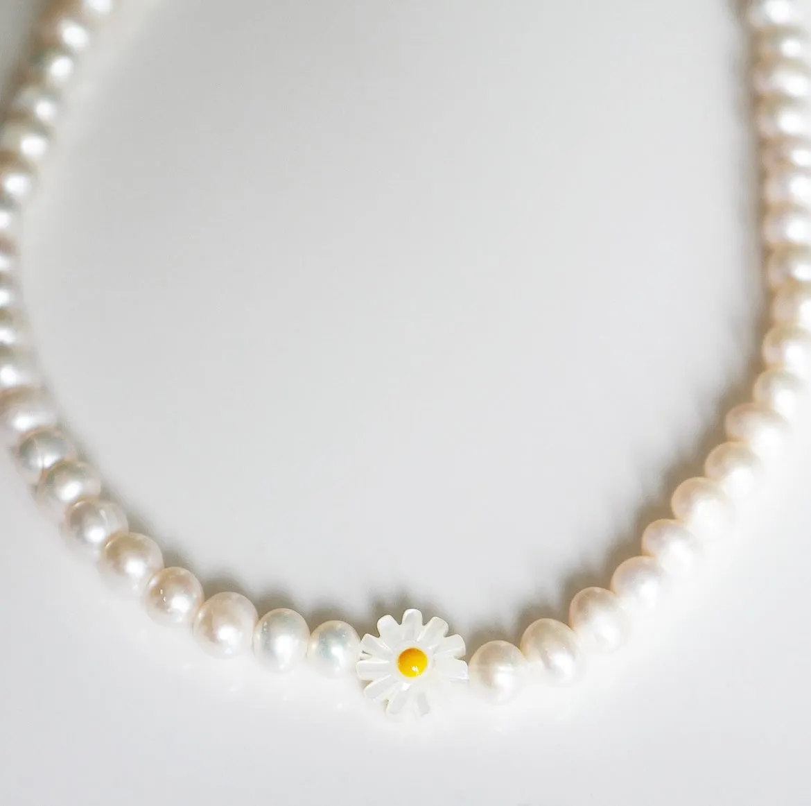 Freshwater Pearl with Sunflower Short Necklace