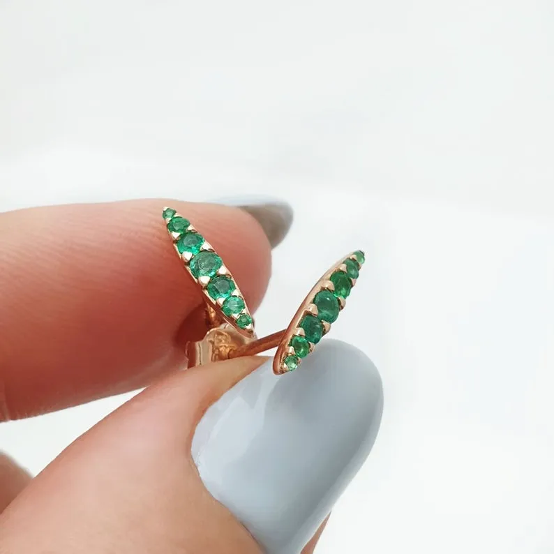 Gold marquise earrings emerald