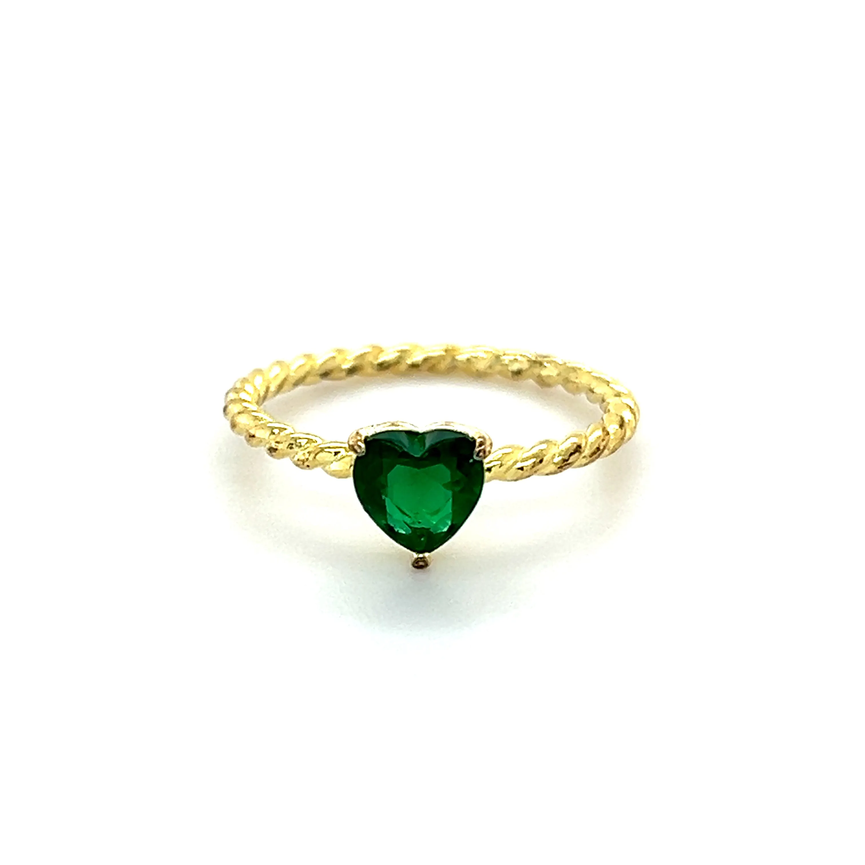 Heart Solitaire on Twisted Band Ring