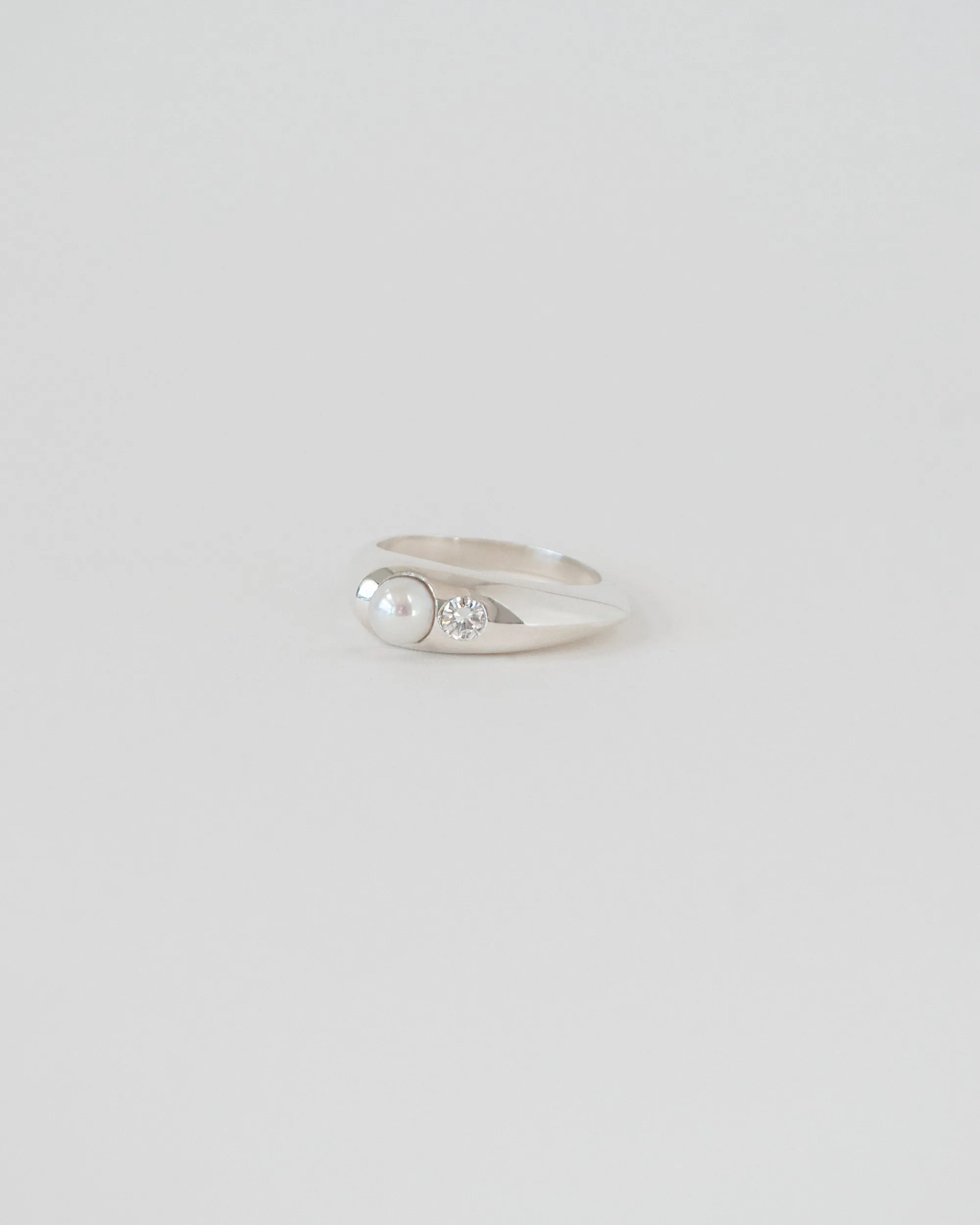 METEOR RING | PEARL