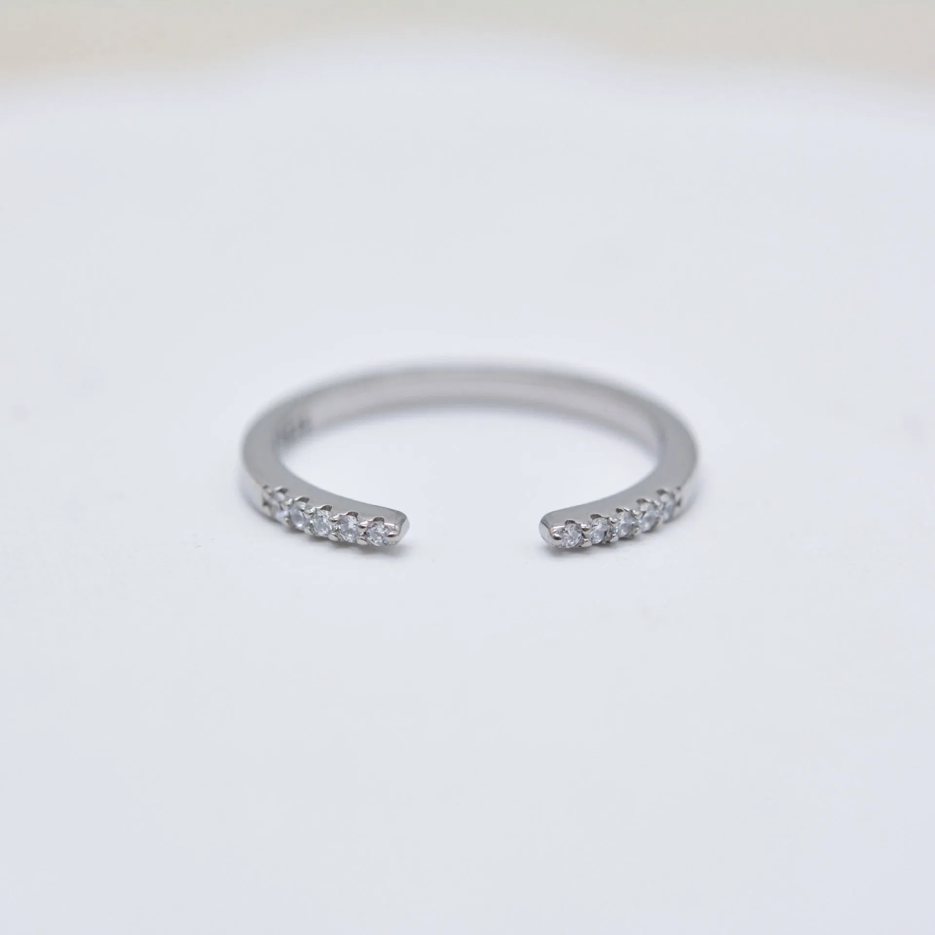 Open Gap Round Cut Wedding Band Ring