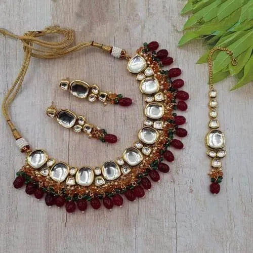 Oval Big Kundan Set