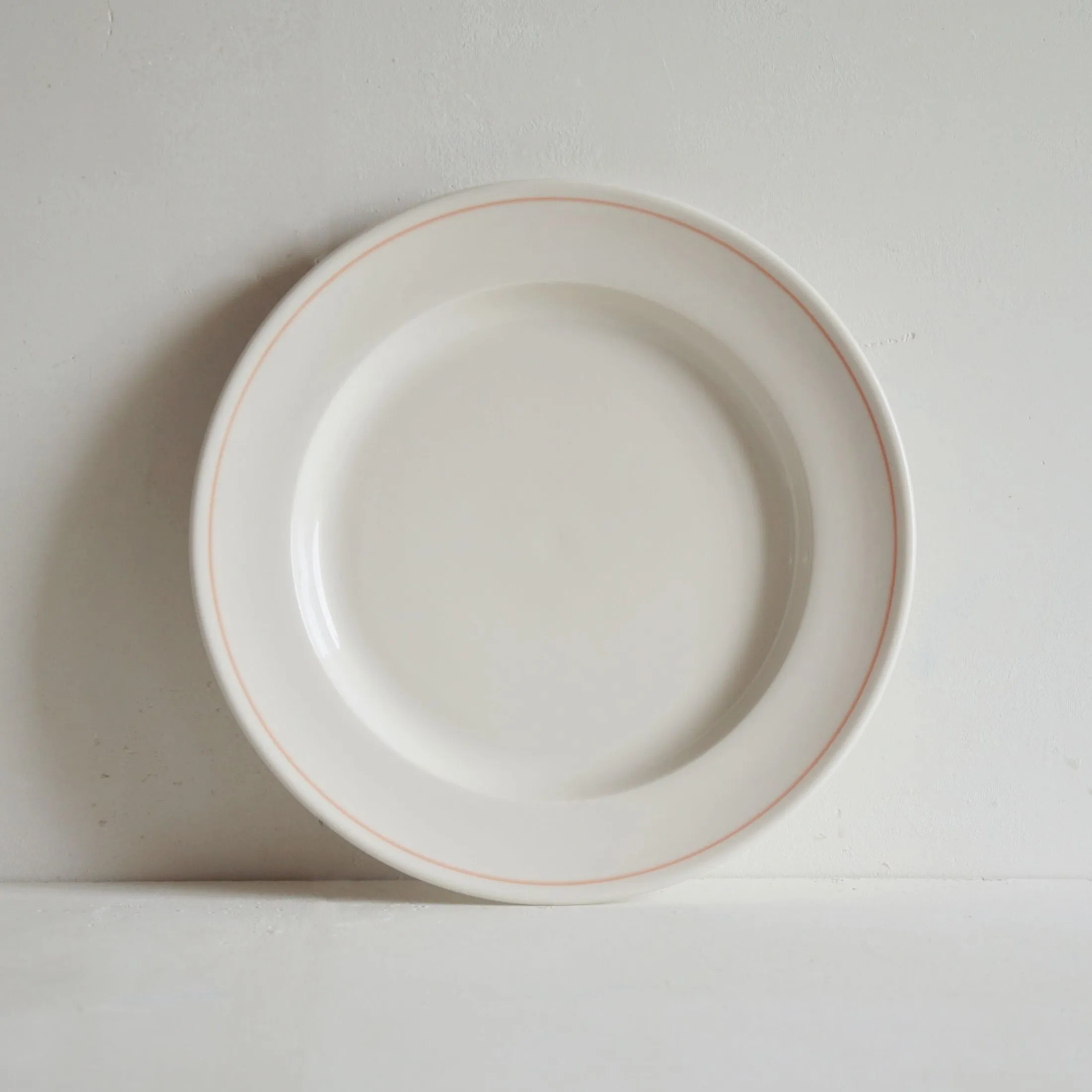 Set of Dinner Plates Coral Line - Classical Porcelain