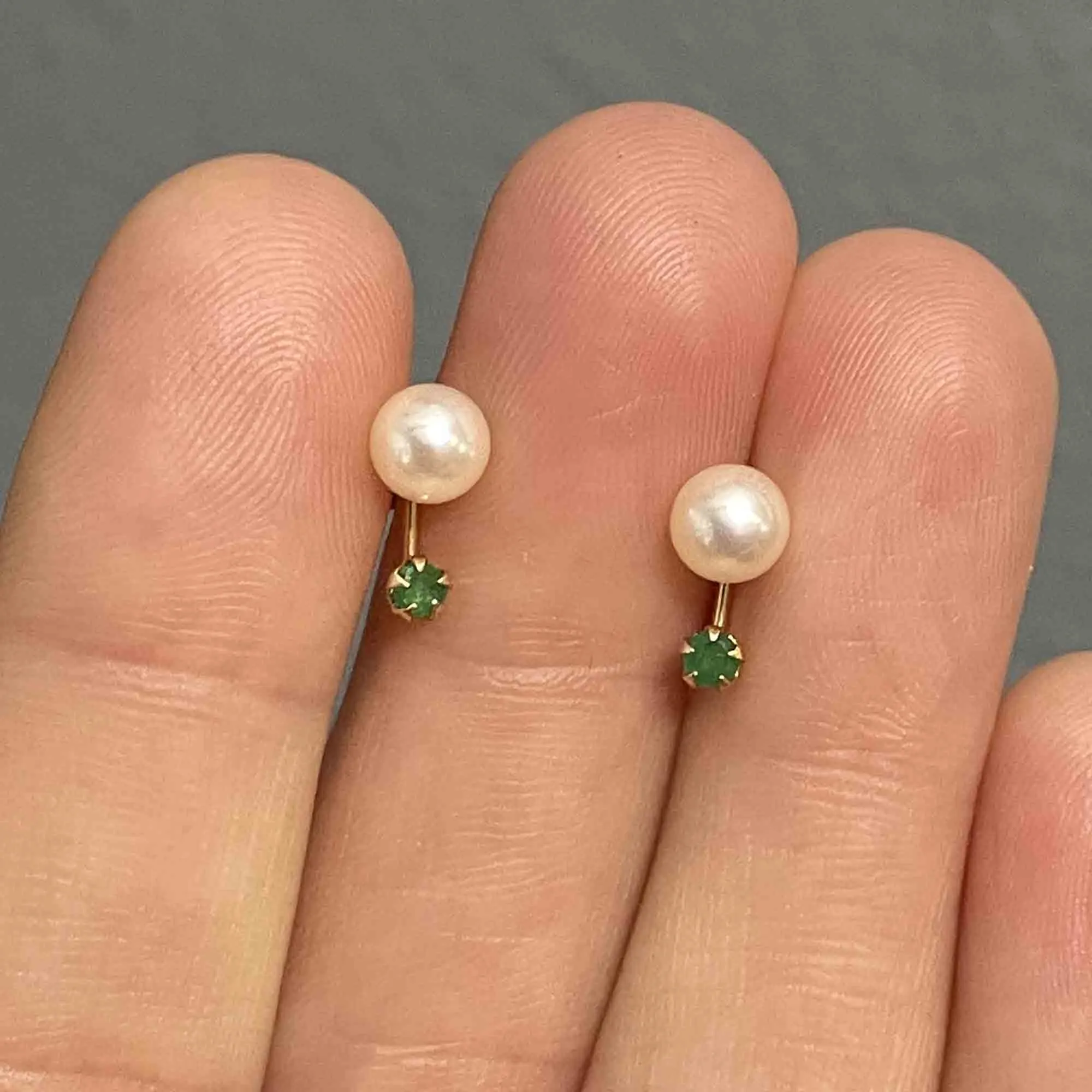 Vintage 14K Gold Emerald Pearl Stud Drop Earrings