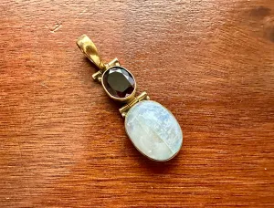 Yellow Gold Plate Moonstone Cabochon Faceted Red Stone Necklace Pendant